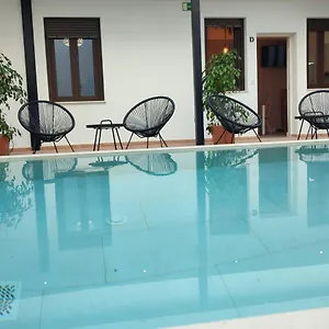Suenos De Orive. Con Piscina Y Wifi. Casco Antiguo. Apartamento